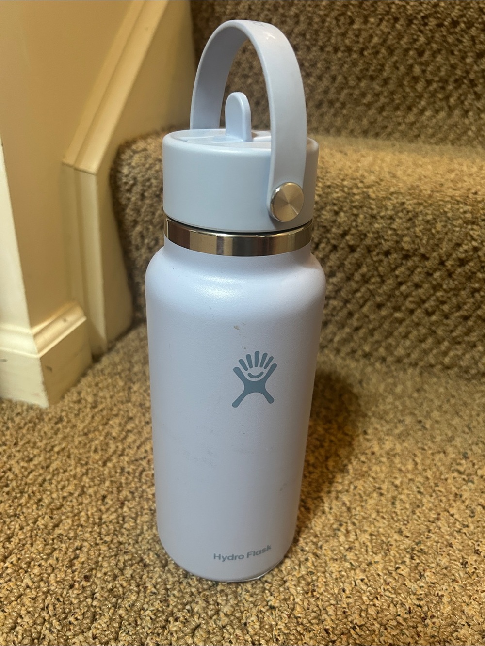 Hydro Flask 32oz lavender/blueish color